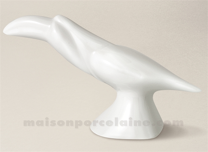 FIGURINE TOUCAN LIMOGES PORCELAINE BLANCHE 18,5X6,5