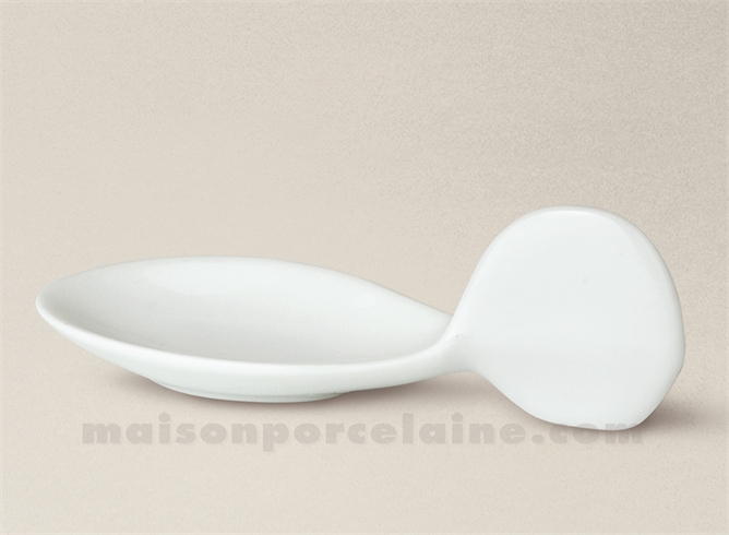 MISE EN BOUCHE PORCELAINE BLANCHE CUILLERE RAMSES 10X4