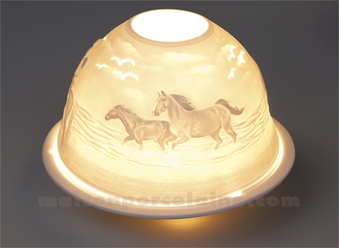 PHOTOPHORE LITHOPHANIE BISCUIT DE PORCELAINE CHEVAUX